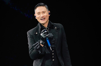 张学友太冤了！演唱会撞高考被投诉　贴钱改期：饭店交通也赔偿