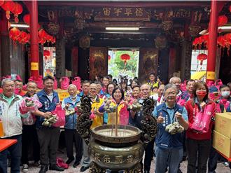 桃園八德三元宮端午送暖 萬顆愛心粽關懷弱勢家庭