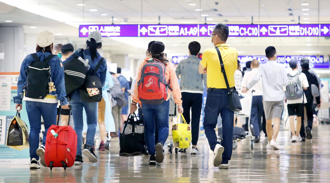 明年春節有望「免調班」休9天 人事總處曝補假原則