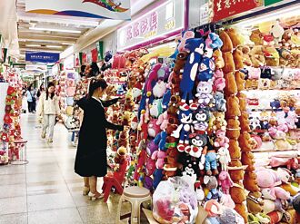 關稅休兵 義烏提前旺季出貨