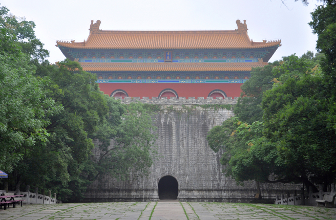 明太祖朱元璋雖心狠手辣，卻對妻兒極為溫情，圖為他與馬皇后合葬之孝陵。（示意圖：shutterstock/達志）