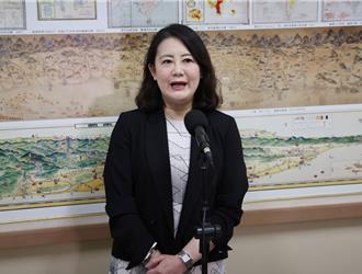 黃國昌遭控翹班看球  吳思瑤：社會自有公評