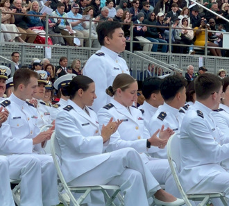 海巡署首位選送美國海岸防衛學院楊凱閎畢業  榮耀返國任職海巡軍官