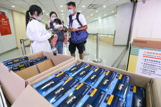 台北新冠疫情延燒 快篩、疫苗數量告急 衛生局回應了