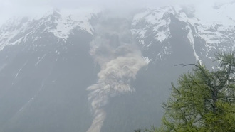 影》瑞士冰川崩滅村！災區已成堰塞湖 官員：恐釀洪水