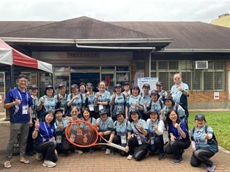 世壯運12天日曬雨淋 紅土網球中心服務員及志工自嘲「天天洗三溫暖」