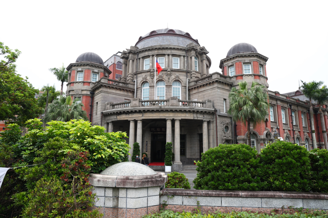 图为监察院外观。（资料照／邓博仁摄）