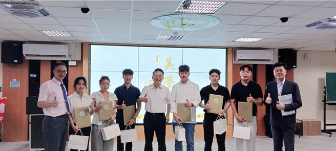 近日永丰高中、罗浮高中与大成国中携手合作，于5月26及27日联合举办三场次的职涯探索「美」梦追寻经验分享会。（图／桃园市教育局）