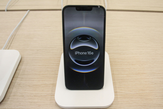 蘋果糗了！iPhone 16e用自研晶片 實測這3點慘輸安卓手機