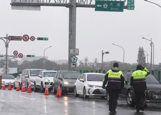 端午連假首日現車潮 18處路段恐塞爆