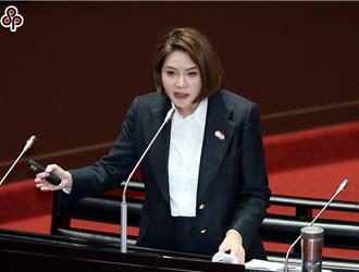 缺新冠物资青鸟再扯「删预算」名医怒了：买疫苗钱一毛未删！