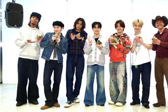 PSYCHIC FEVER嚐南部粽「很驚喜」嗨跳剉冰進行曲