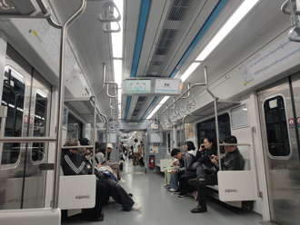 快訊》首爾地鐵驚傳縱火 乘客緊急疏散 提油罐男嫌被捕