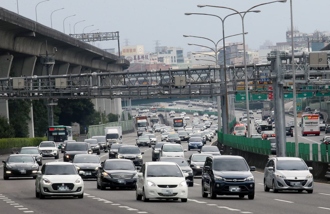 端午連假省道易壅塞路段曝 中午湧現返鄉出遊車潮