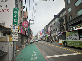 中正路改名苦苓也不挺   揭3理由開嗆：不是中央地方都在靠夭沒錢？