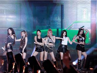 IVE高雄連唱4首破億金曲 張員瑛喊話想喝西瓜烏龍茶