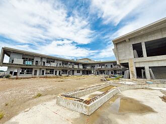 廠商落跑 北港幼兒園工程停擺