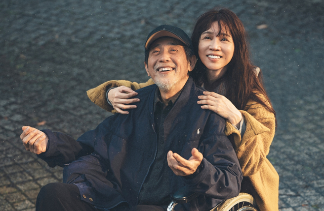 Re: [新聞] 秦漢新劇遭批「沒做好功課」 家總秘書長