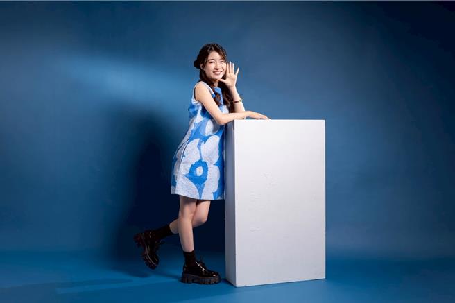 韓菲外貌出眾，才華洋溢，有「最美星二代」美譽。（吳松翰攝）（服裝提供：marimekko）