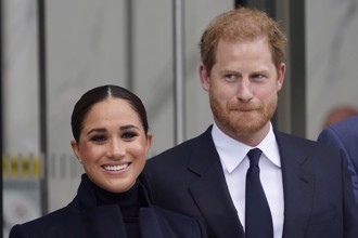 與英王室決裂　哈利王子想改成母姓史賓賽