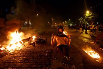 巴黎聖日耳曼首奪歐冠 足球流氓嗨過火導致2死192傷