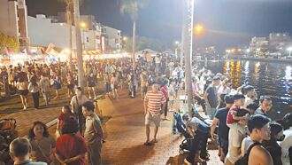 台南 国华海安商圈 连假涌23万人次