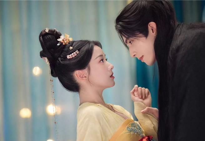 宋威龍、包上恩主演的高甜陸劇《韶華若錦》正熱播。（摘自電視劇韶華若錦微博）