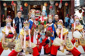 翻转对阵头刻板印象！嘉大开「家将文化体验」课程 