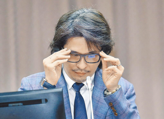 葉丙成遭性平會調查閃質詢？ 受害女學生怒：教育部、台大都沒聯繫她