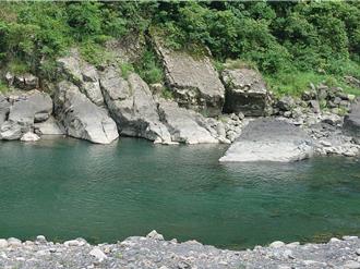 46歲男子疑失足  跌落新店南勢溪溺水搶救不治