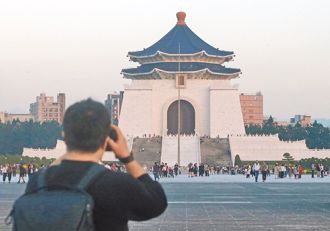 他轟改中正路名   籲「還原兩蔣對台貢獻」