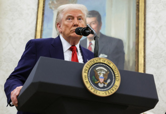 川普砍外籍生 郭正亮曝「500億美元」代價：高教恐破產