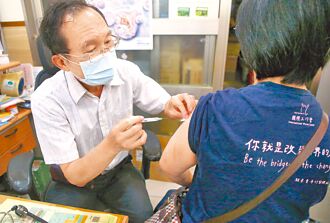 新冠疫情升溫 醫界籲編特別預算