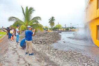 屏東萬丹泥火山噴漿 可望移除