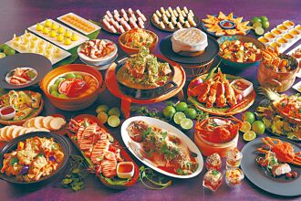 夏天吃到飽 酸辣鮮香勾饕客