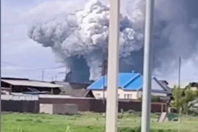 烏克蘭發動「木馬屠城」式的大規模無人機奇襲,對俄羅斯境內多個空軍基地發動攻擊。(圖/路透)