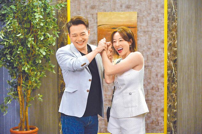 林则希（左）、夏语心在《愿望》感情升温。（三立提供）