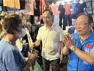朱立倫赴永安市場掃街：如果林德福都被罷掉「太沒天理」