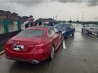 驚悚突襲畫面曝光！宜蘭88歲無照翁逆向衝上國5 害3車連環撞