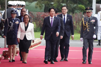 賴清德冒雨軍禮歡迎馬紹爾總統來訪 盼深化各領域交流合作