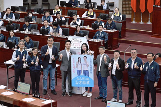 不只「生生有鲜乳」！阙枚莎力推营养午餐天天有机蔬菜 扩大补助鲜乳对象