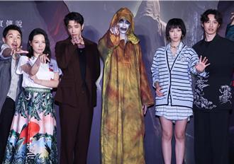 劉以豪追女友前先求救媽媽 曹佑寧羞曝「照三餐親王淨」