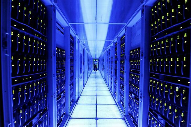伺服器厂出货强劲带旺量测需求。示意图。图／美联社