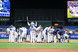 中職》陳金鋒要緊張了？富邦悍將戰績太慘 教練團先異動 