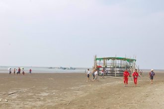 外傘頂洲沙源流失中 立委找跨部會研商搶救「移動國土」