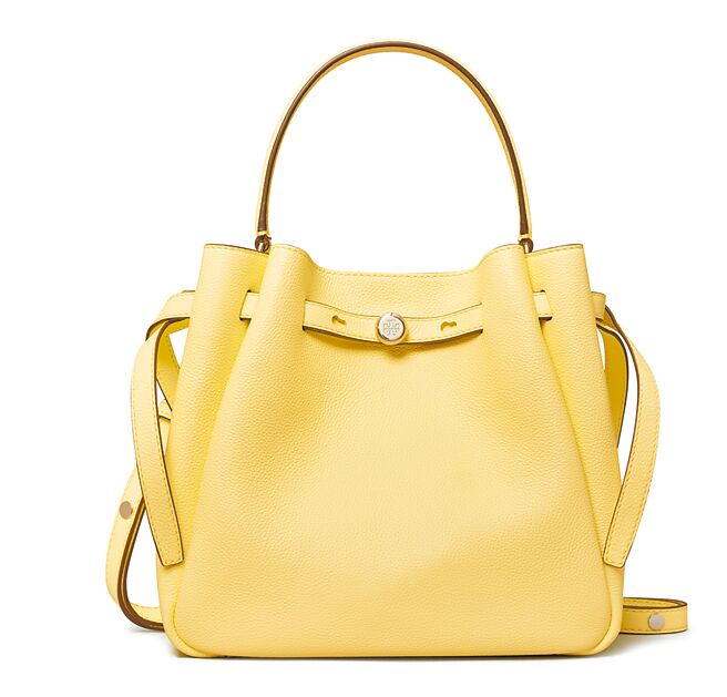 Tory Burch ROMY水桶包，1万8900元。（Tory Burch提供）