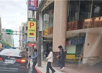 獨家》 多名綠委遭爆「搭公務車」大開火鍋趴：吳思瑤、沈伯洋都在