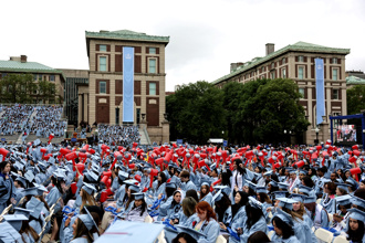 川普政府「秘密武器」槓哥大！嗆撤消認證 最慘下場曝光