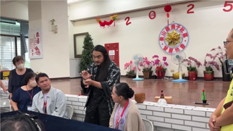 影》爆红「三仙归洞」现身长照活动！ 长者开心惊呼连连