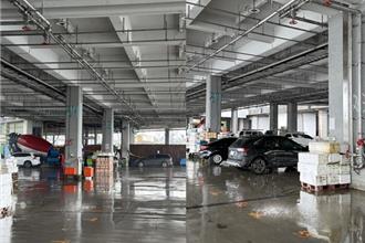 前鎮漁港斥資81億改造爆漏水 攤商怨動線差生意掉四成